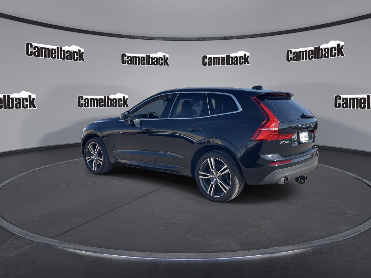 Used 2019 Onyx Black Volvo T5 Momentum image 5