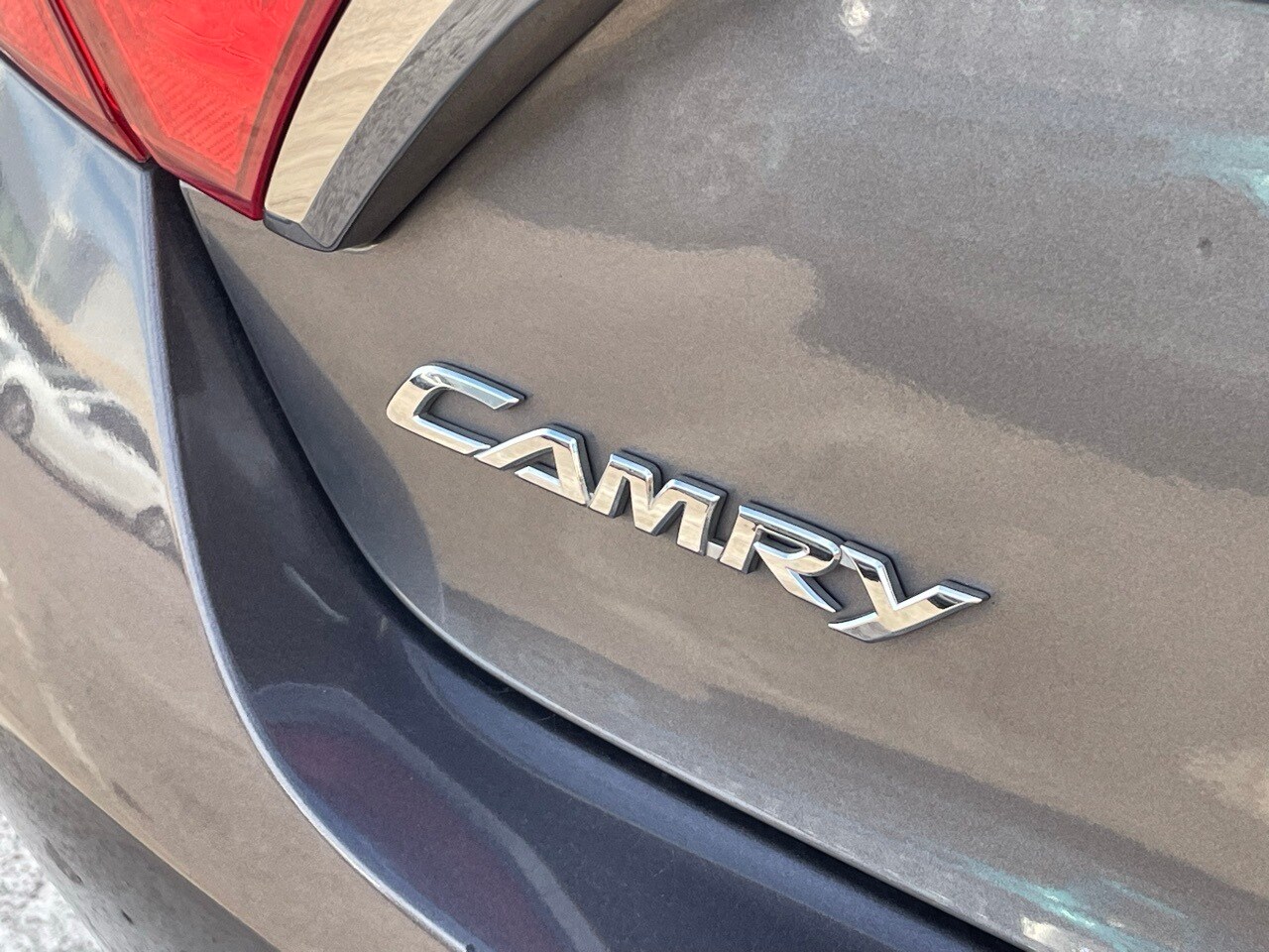 2017 Toyota Camry XLE XSE photo 2