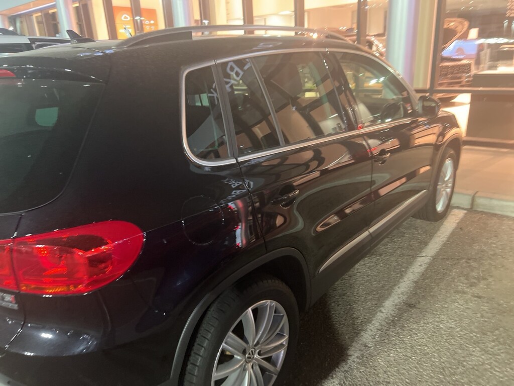 Used 2015 Volkswagen Tiguan SE w/Appearance Package SUV