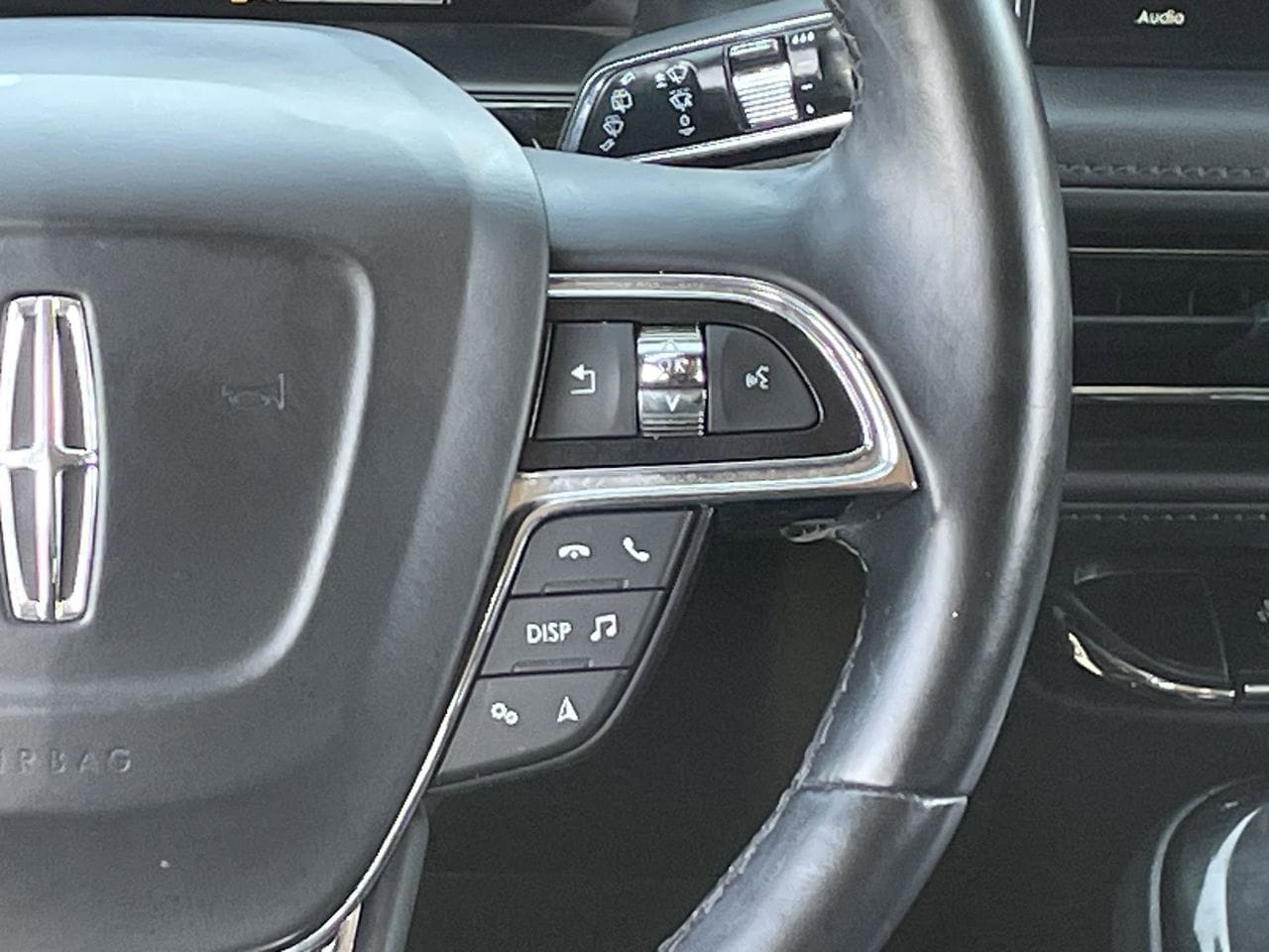 Used 2022 Asher Gray Lincoln Reserve image 23