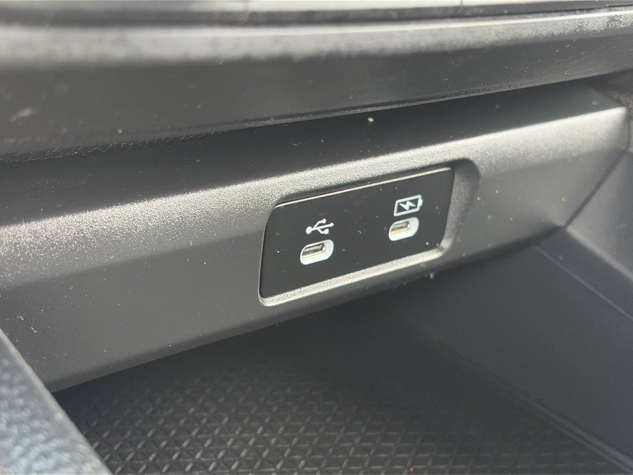 Used 2024 Crystal Black Pearl Honda EX image 27
