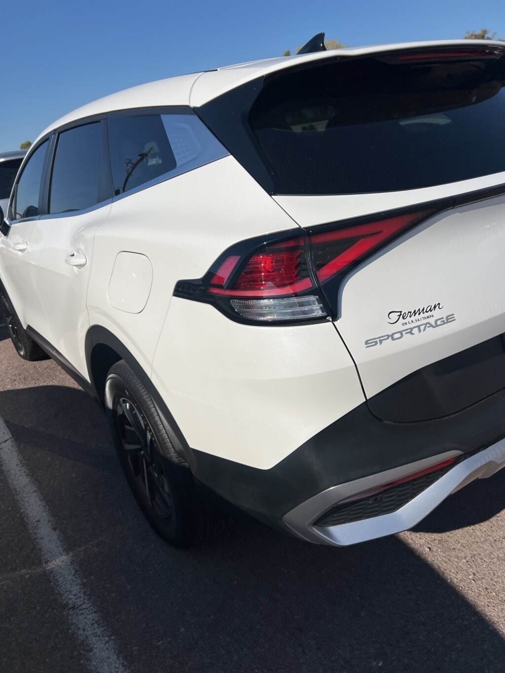 Used 2023 Kia Sportage Hybrid LX SUV