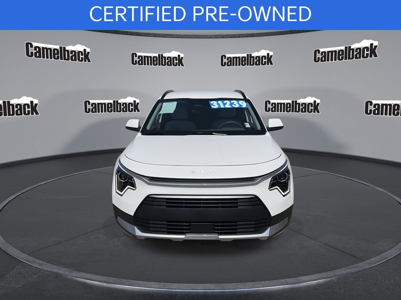 Certified Used 2025 Snow White Pearl Kia EX image 2