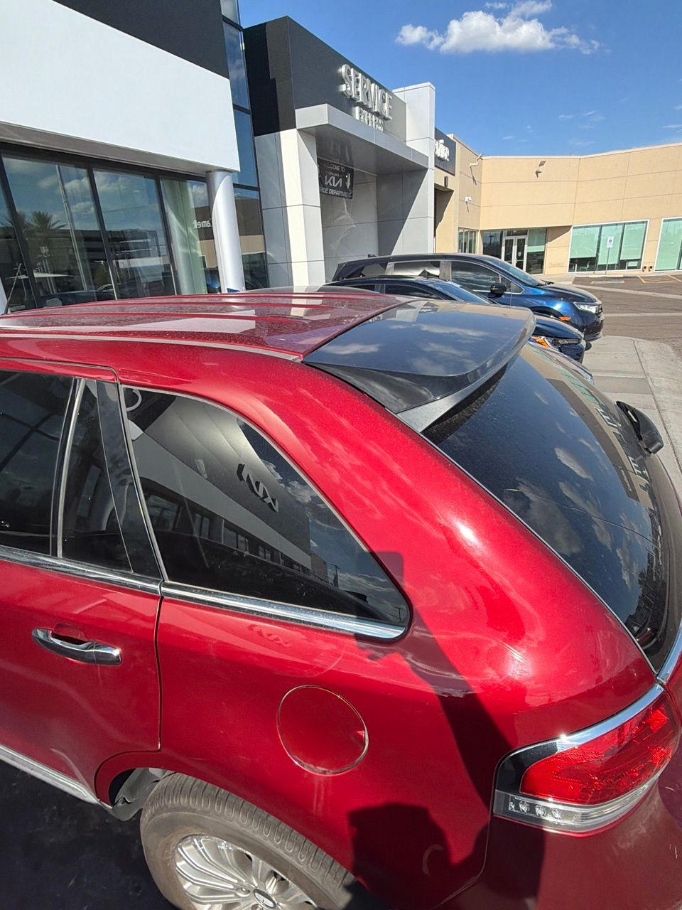 Used 2013 Ruby Lincoln Base image 14