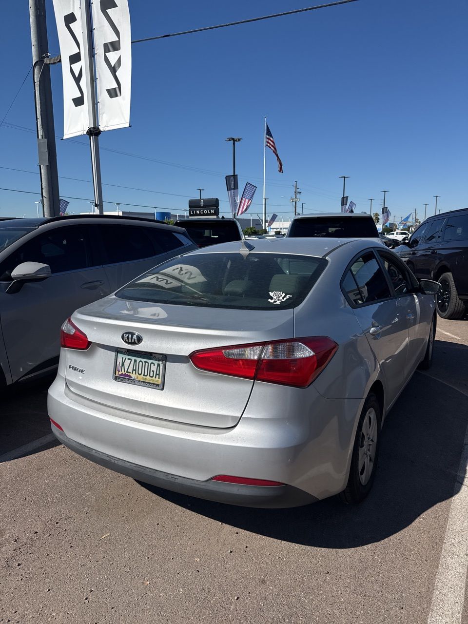 Used 2016 Silky Silver Kia LX FWD image 8