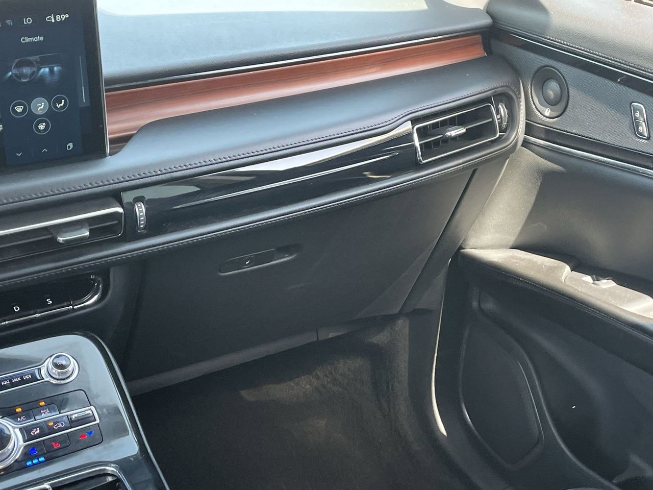 Used 2022 Asher Gray Lincoln Reserve image 15