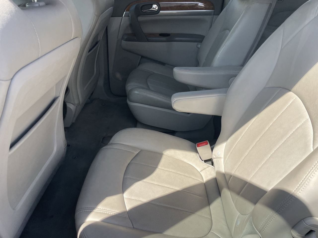 Used 2012 Carbon Black Buick Leather image 11