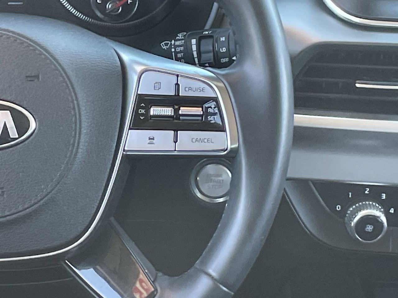 Used 2020 Everlasting Silver Kia S image 23