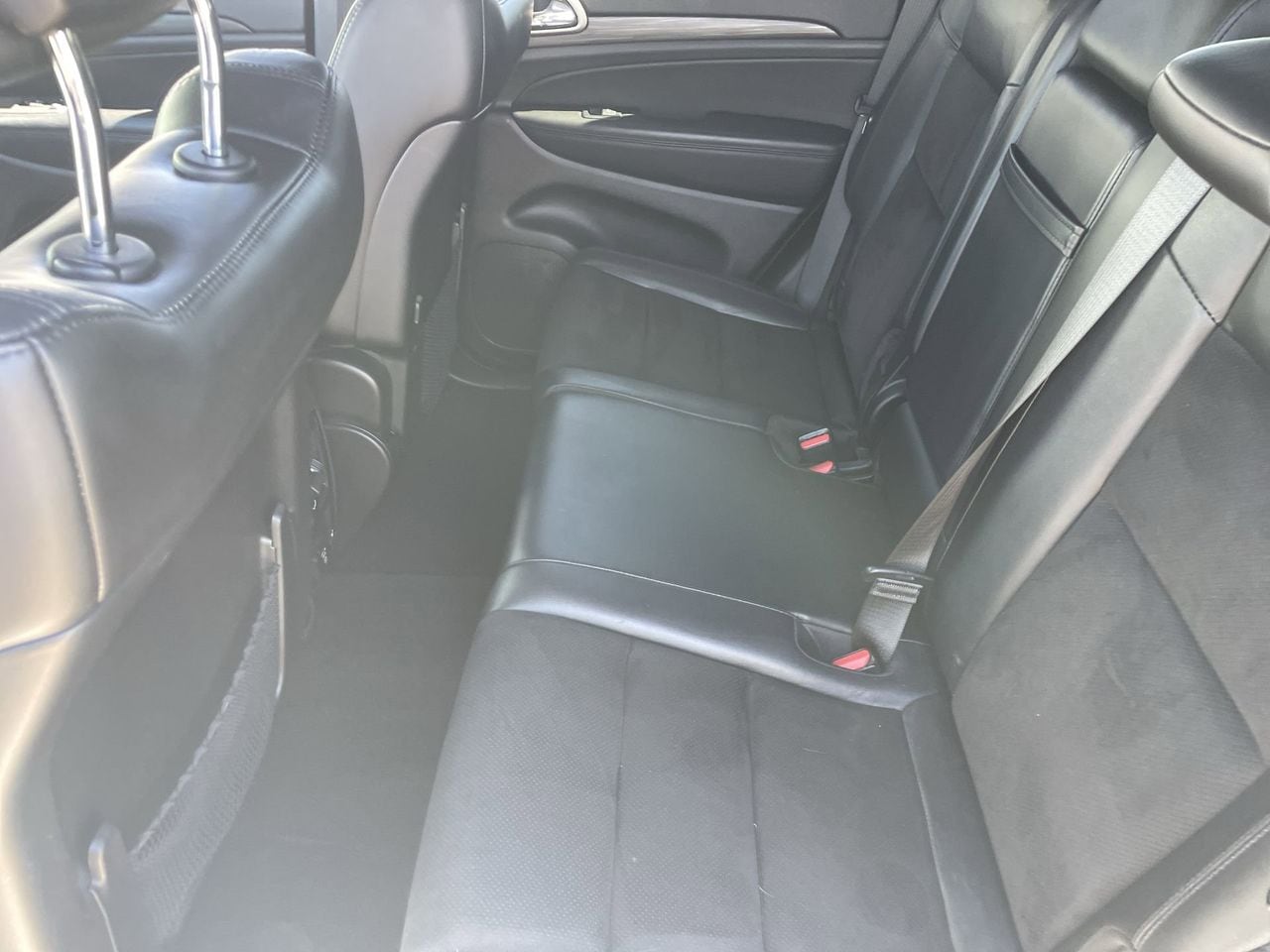 Used 2020 Bright White Jeep Laredo image 16