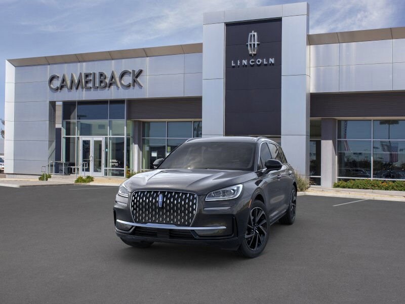 2024 Lincoln Corsair Grand Touring photo 2