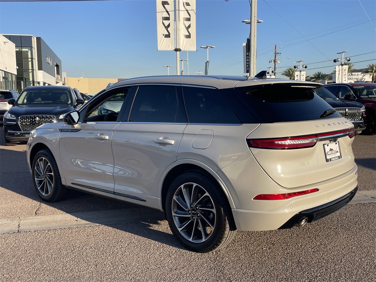 2024 Lincoln Corsair Grand Touring photo 2