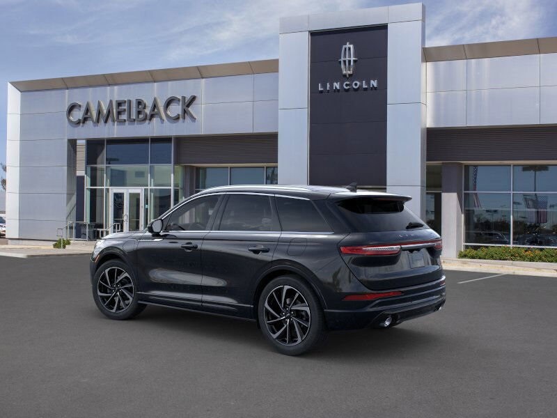 2024 Lincoln Corsair Grand Touring photo 4