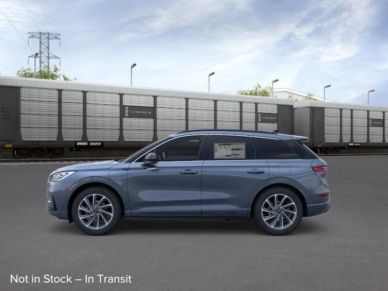 2026 Lincoln Corsair Grand Touring photo 3