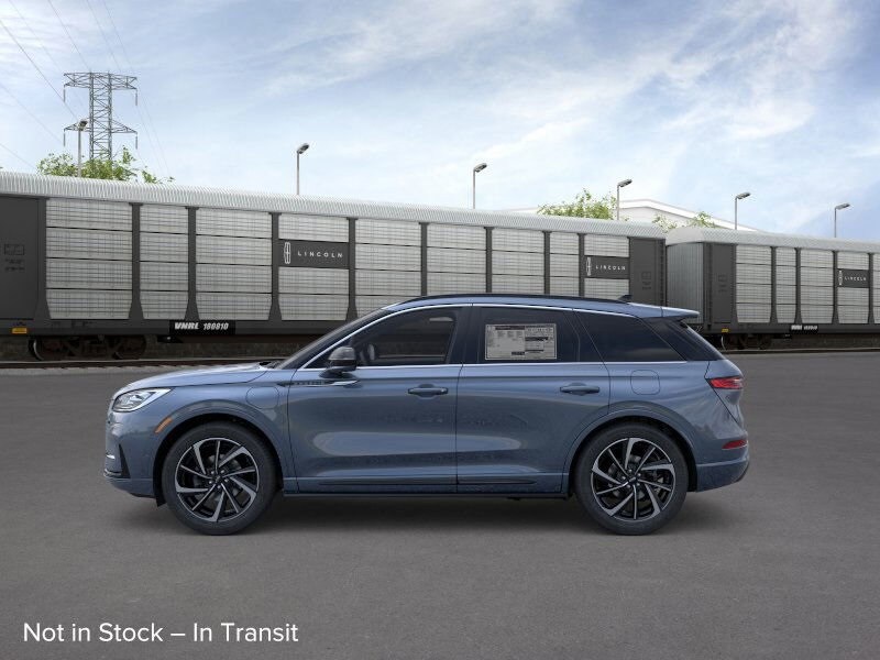 2026 Lincoln Corsair Grand Touring photo 3