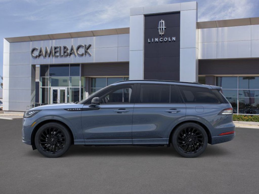 New 2026 Lincoln Aviator