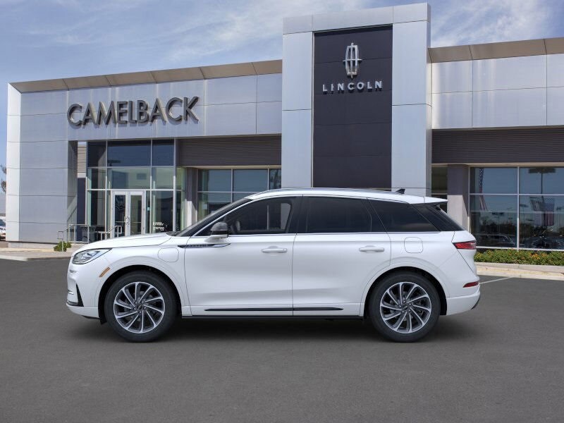 2024 Lincoln Corsair photo 3