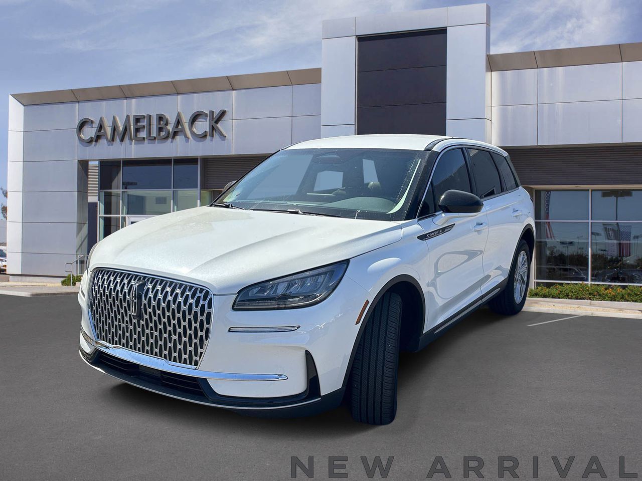 White Metallic 2024 Lincoln Corsair SUV / Crossover Front-Wheel Drive 8-Speed Automatic