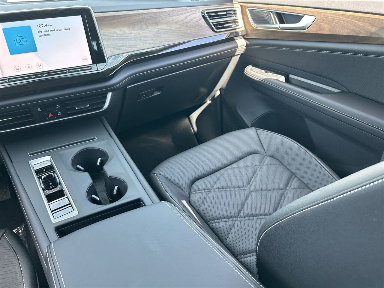 Image 12 of 2025 Volkswagen Atlas