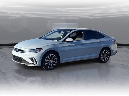 2025 Volkswagen Jetta 1.5T SE Sedan