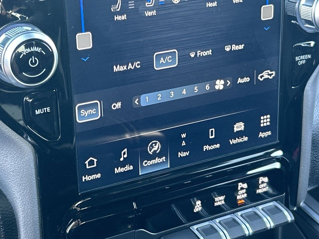 2023 RAM Ram 1500 Pickup Laramie - Photo 24