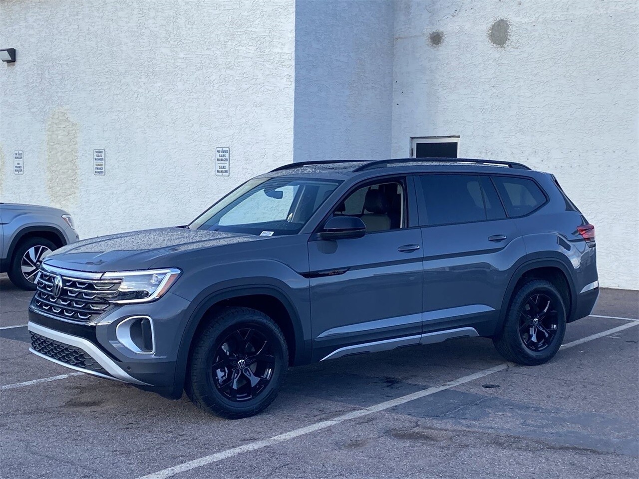 2026 Volkswagen Atlas Peak Edition SE photo 4