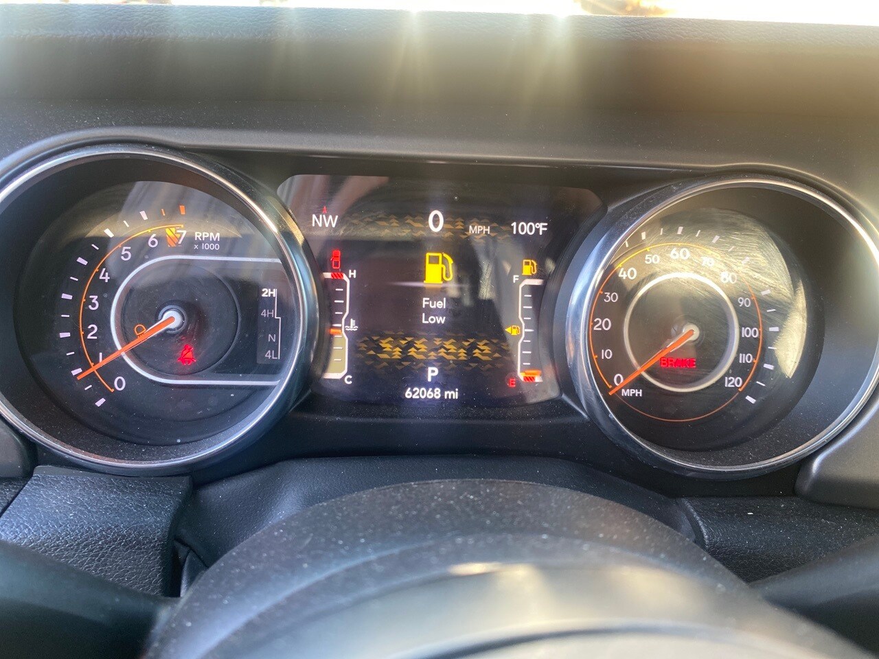 2022 Jeep Gladiator Sport photo 2