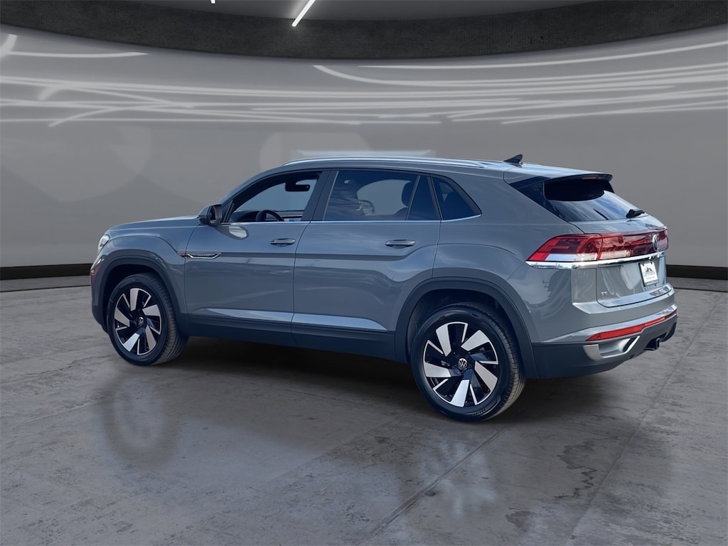 New 2026 Volkswagen Atlas Cross Sport 2.0T SE w/Technology SUV