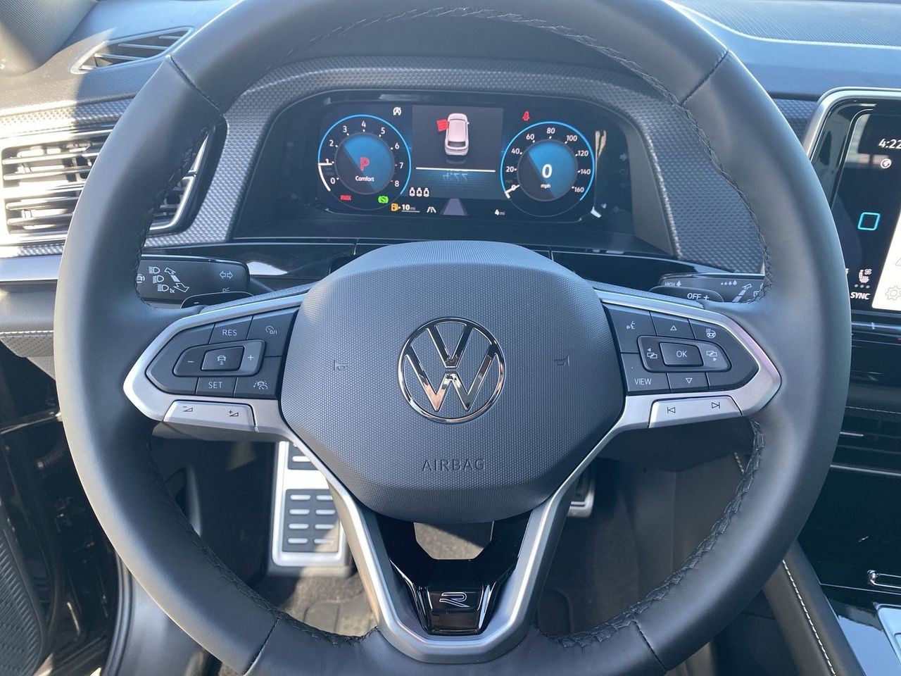 2026 Volkswagen Atlas Cross Sport SEL Premium R-LINE - Photo 19