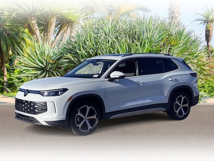 2025 Volkswagen Tiguan 2.0T SE SUV
