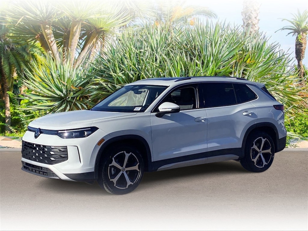 New 2025 Volkswagen Tiguan 2.0T SE SUV