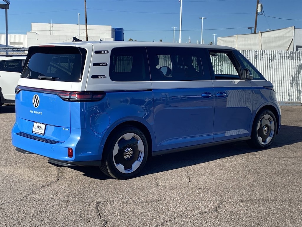 New 2025 Volkswagen ID. Buzz Pro S Plus Van 4MOTION