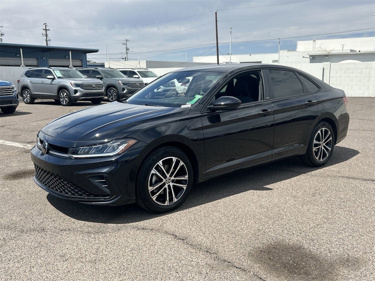 2025 Volkswagen Jetta 1.5T Sport photo 4