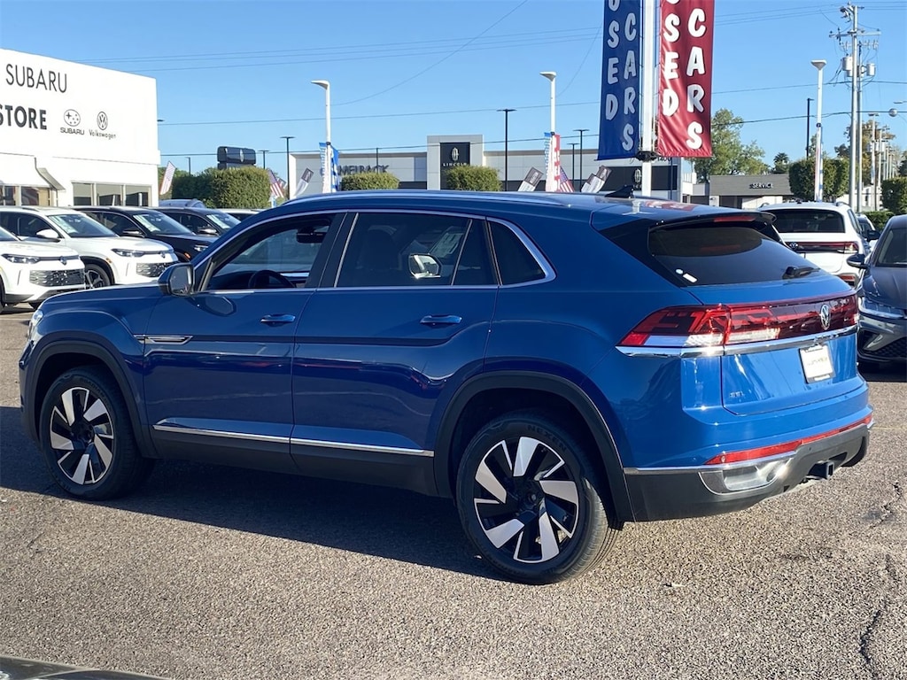 New 2025 Volkswagen Atlas Cross Sport 2.0T SEL SUV