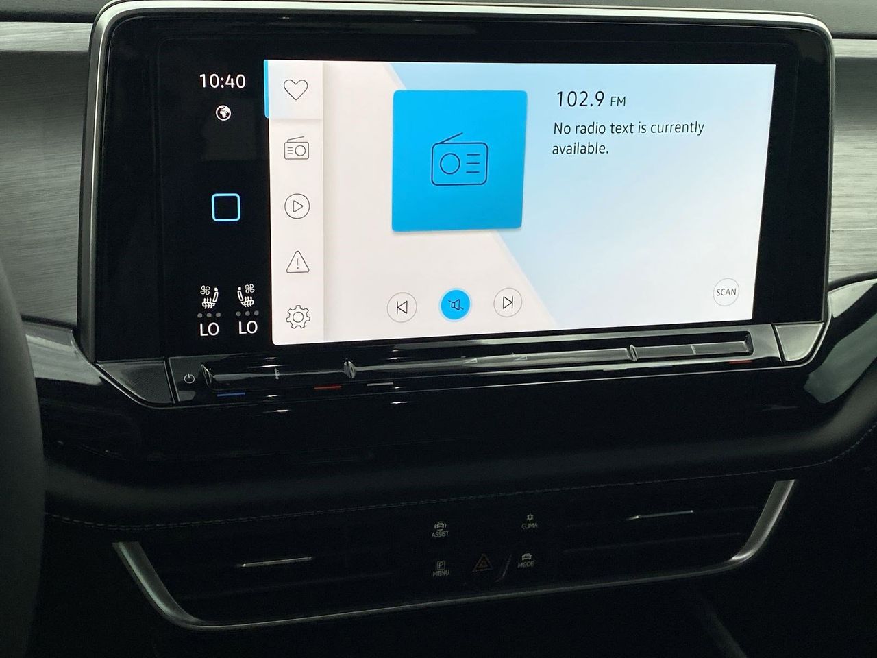 2026 Volkswagen Atlas Cross Sport SE w/Tech - Photo 22