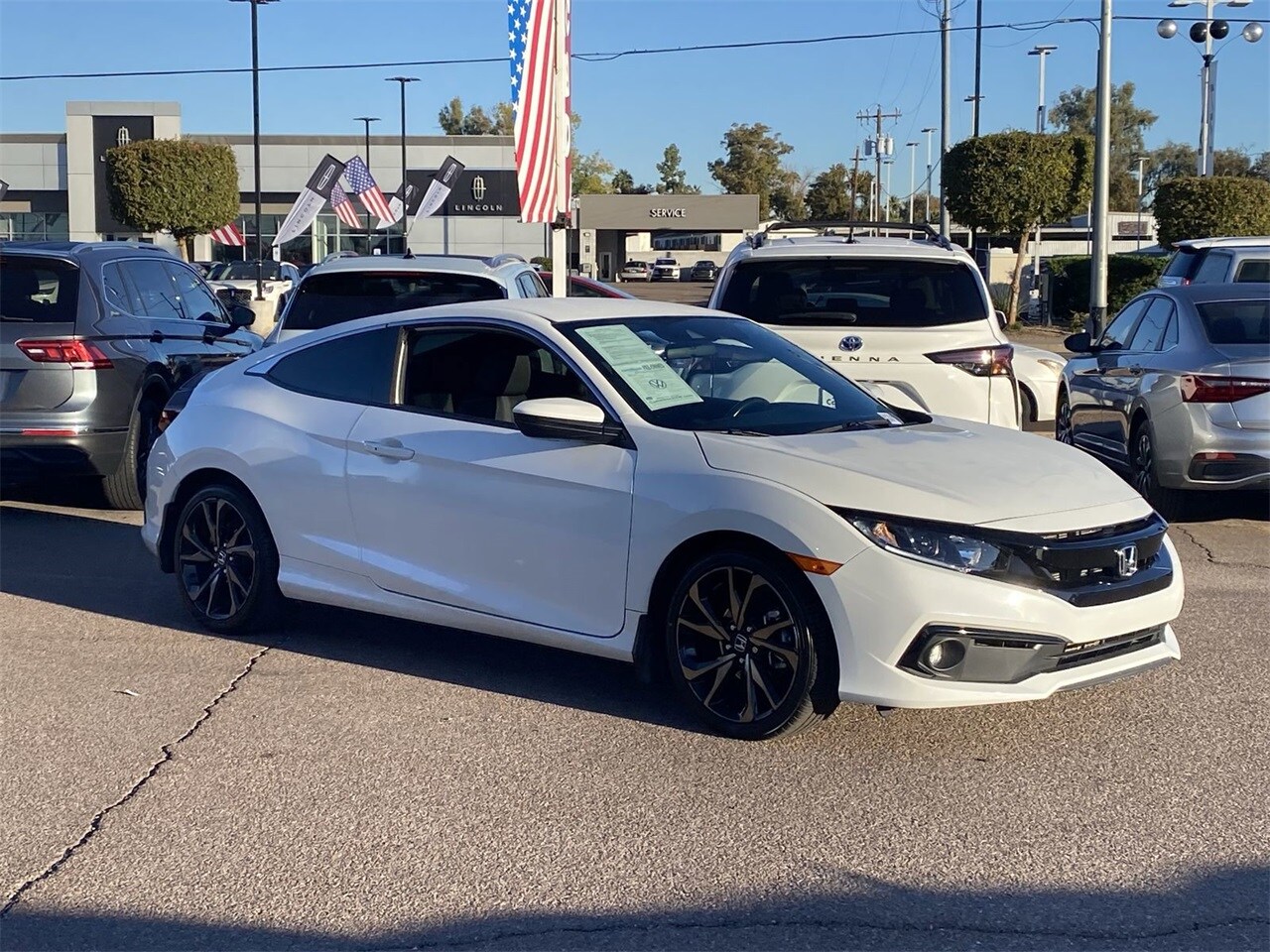 2019 Honda Civic Sport photo 2