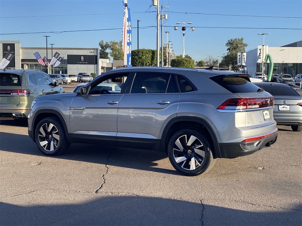 New 2026 Volkswagen Atlas Cross Sport 2.0T SE w/Technology SUV