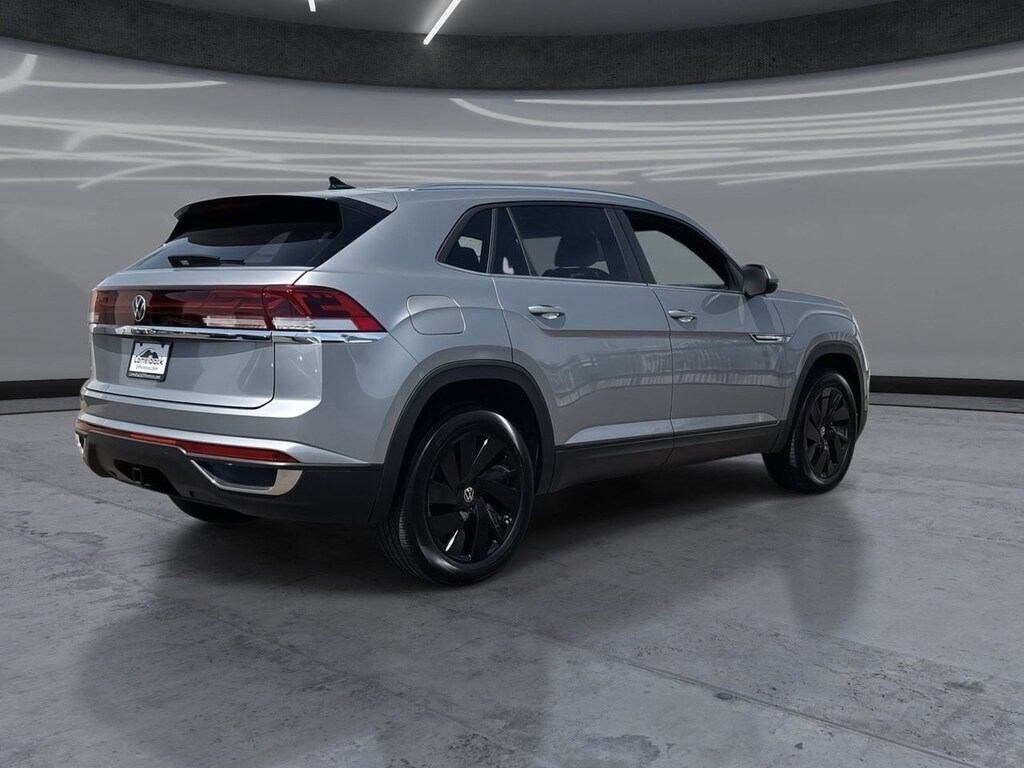 New 2026 Volkswagen Atlas Cross Sport SE w/Technology SUV