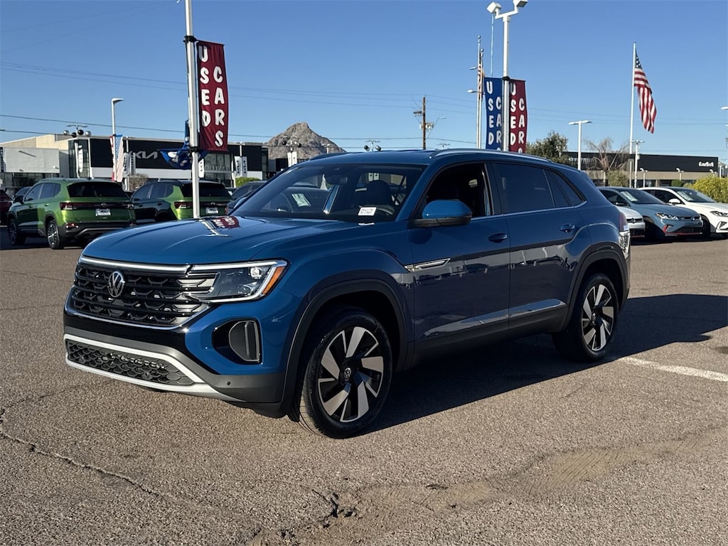 New 2025 Volkswagen Atlas Cross Sport 2.0T SE w/Technology SUV