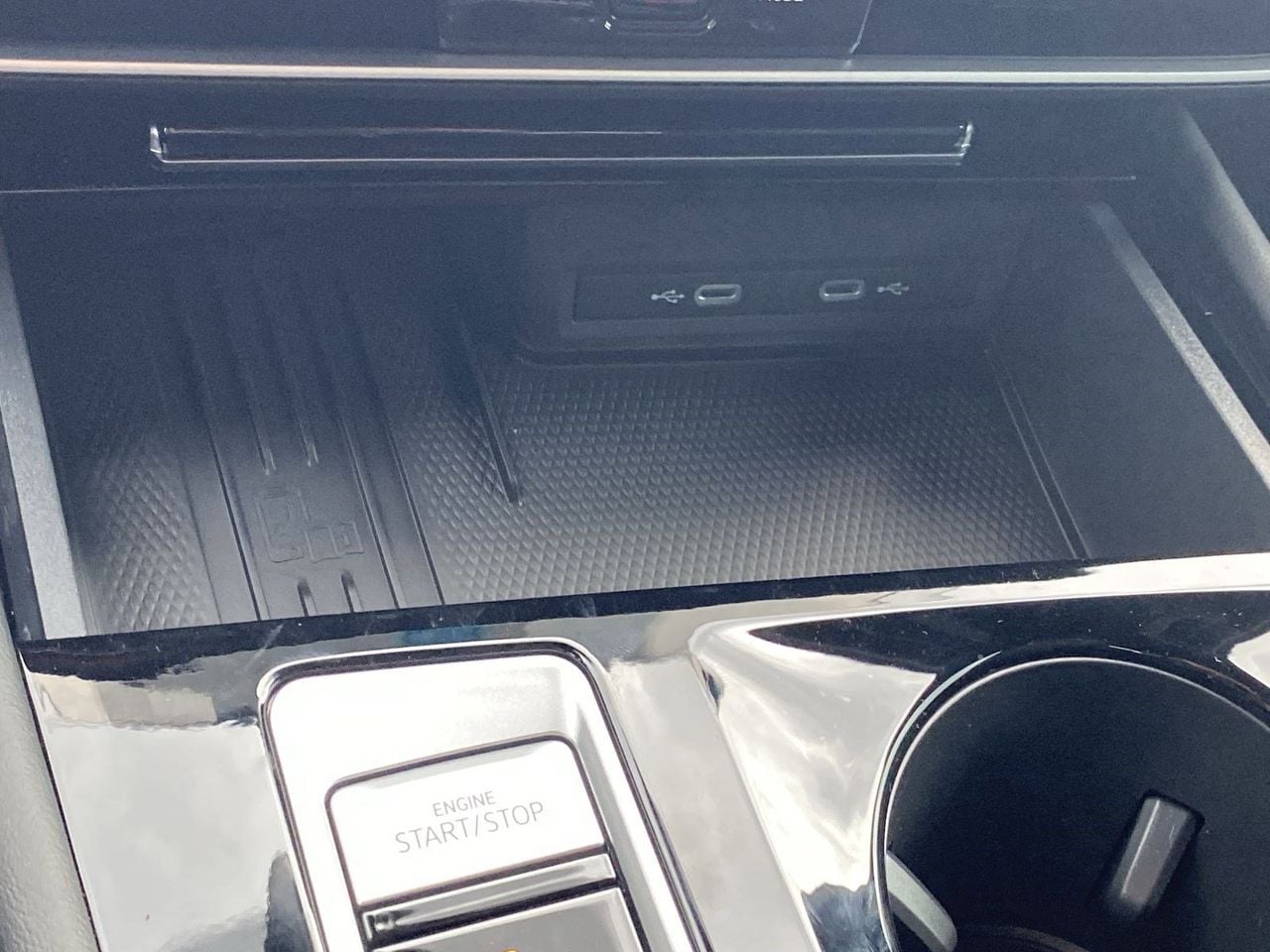 2026 Volkswagen Atlas Cross Sport SE w/Tech - Photo 25