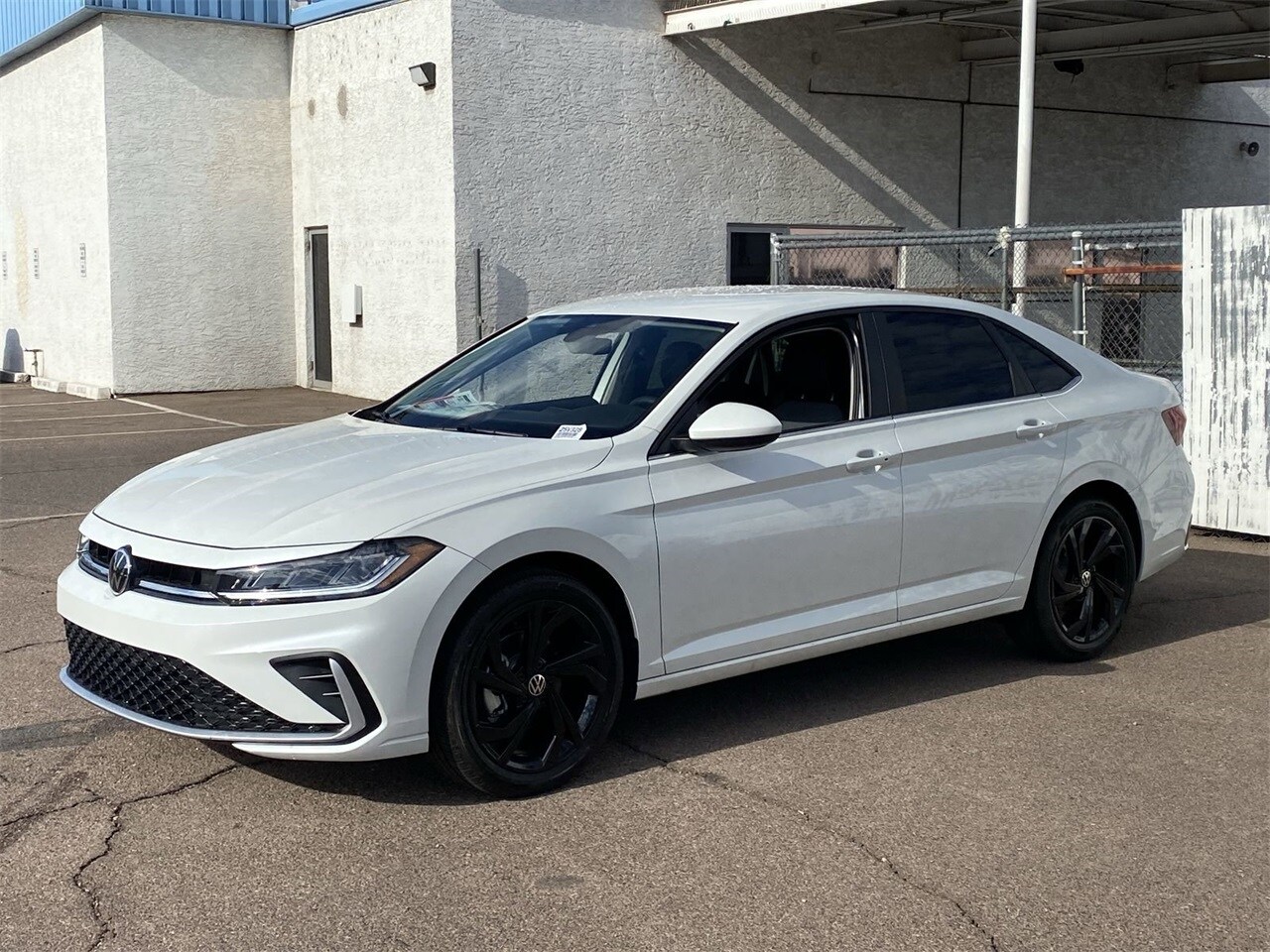 2025 Volkswagen Jetta SE photo 4