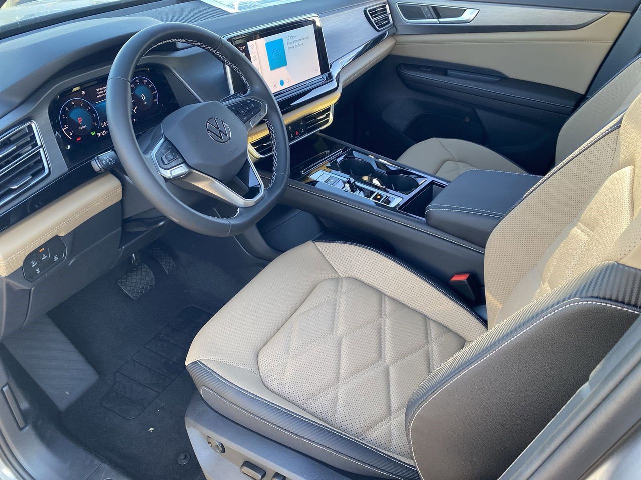 2026 Volkswagen Atlas Cross Sport SE w/Tech - Photo 14