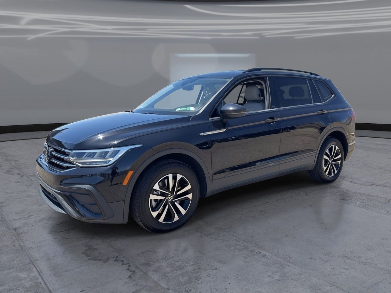 2024 Volkswagen Tiguan 2.0T S's photo