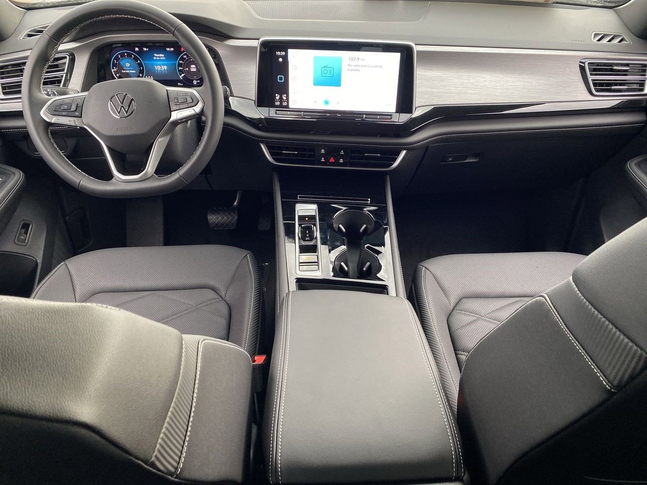 2026 Volkswagen Atlas Cross Sport SE w/Tech - Photo 11