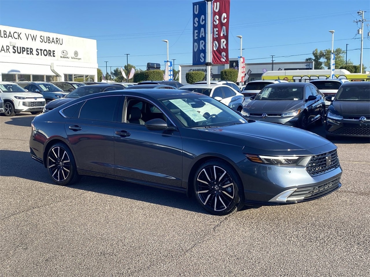 2023 Honda Accord Hybrid Touring photo 2
