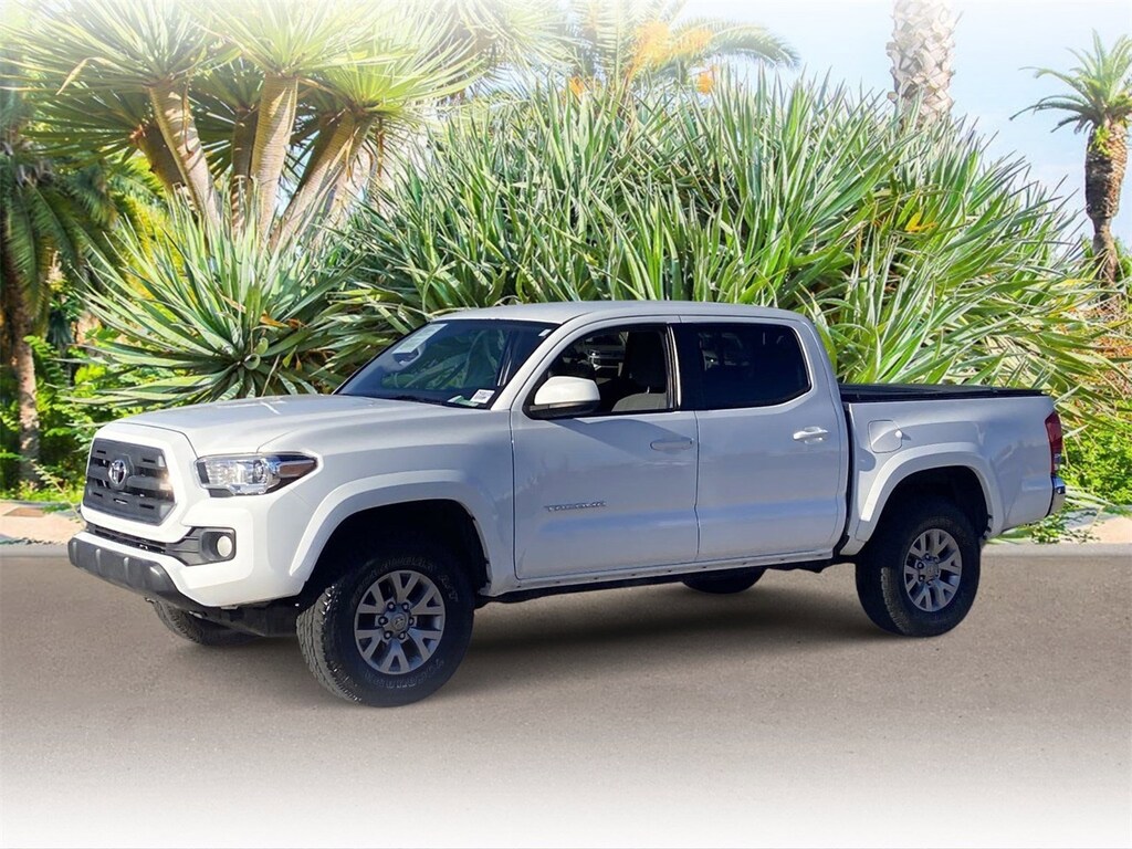 Used 2017 Toyota Tacoma Truck Double Cab