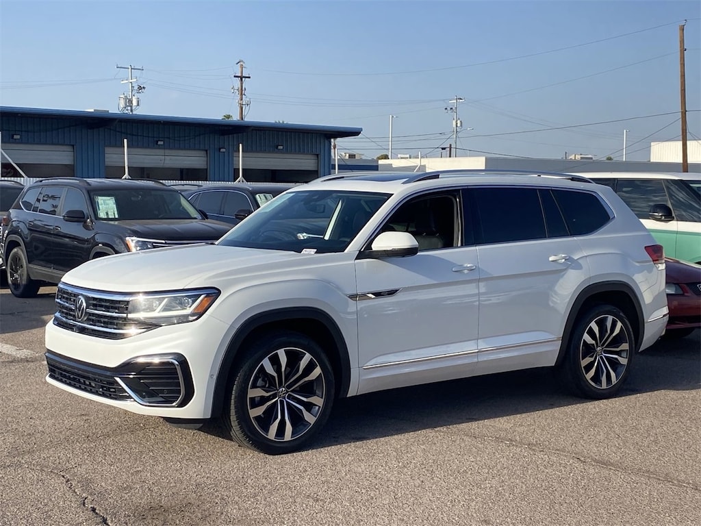 Certified 2023 Volkswagen Atlas 3.6L V6 SEL Premium R-Line SUV