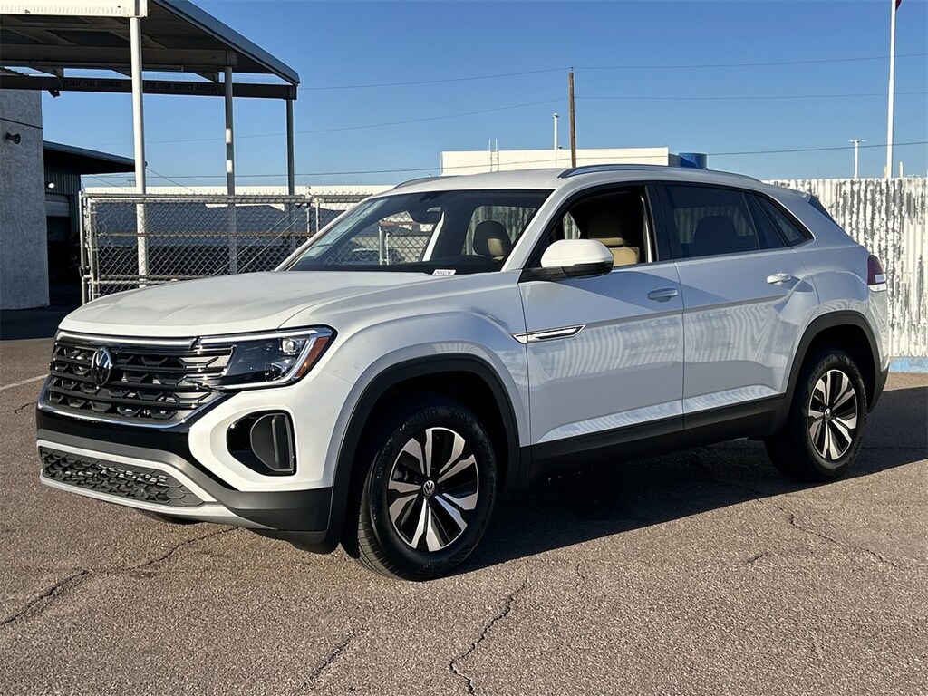 New 2026 Volkswagen Atlas Cross Sport 2.0T SE SUV