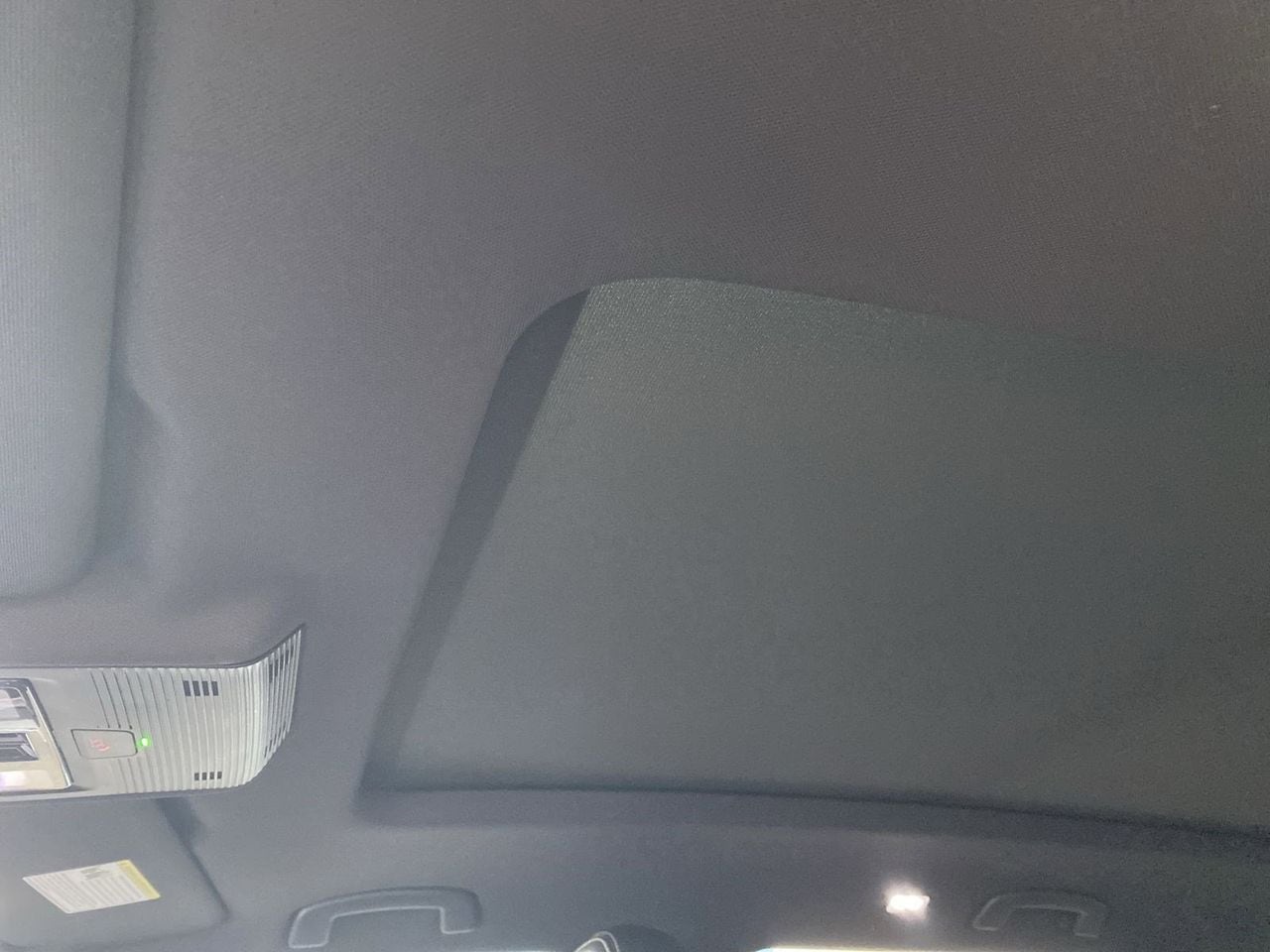 2026 Volkswagen Atlas Cross Sport SE w/Tech - Photo 18