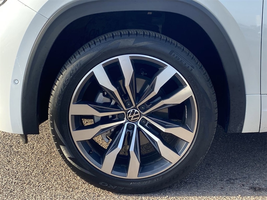Certified 2023 Volkswagen Atlas 3.6L V6 SEL Premium R-Line SUV