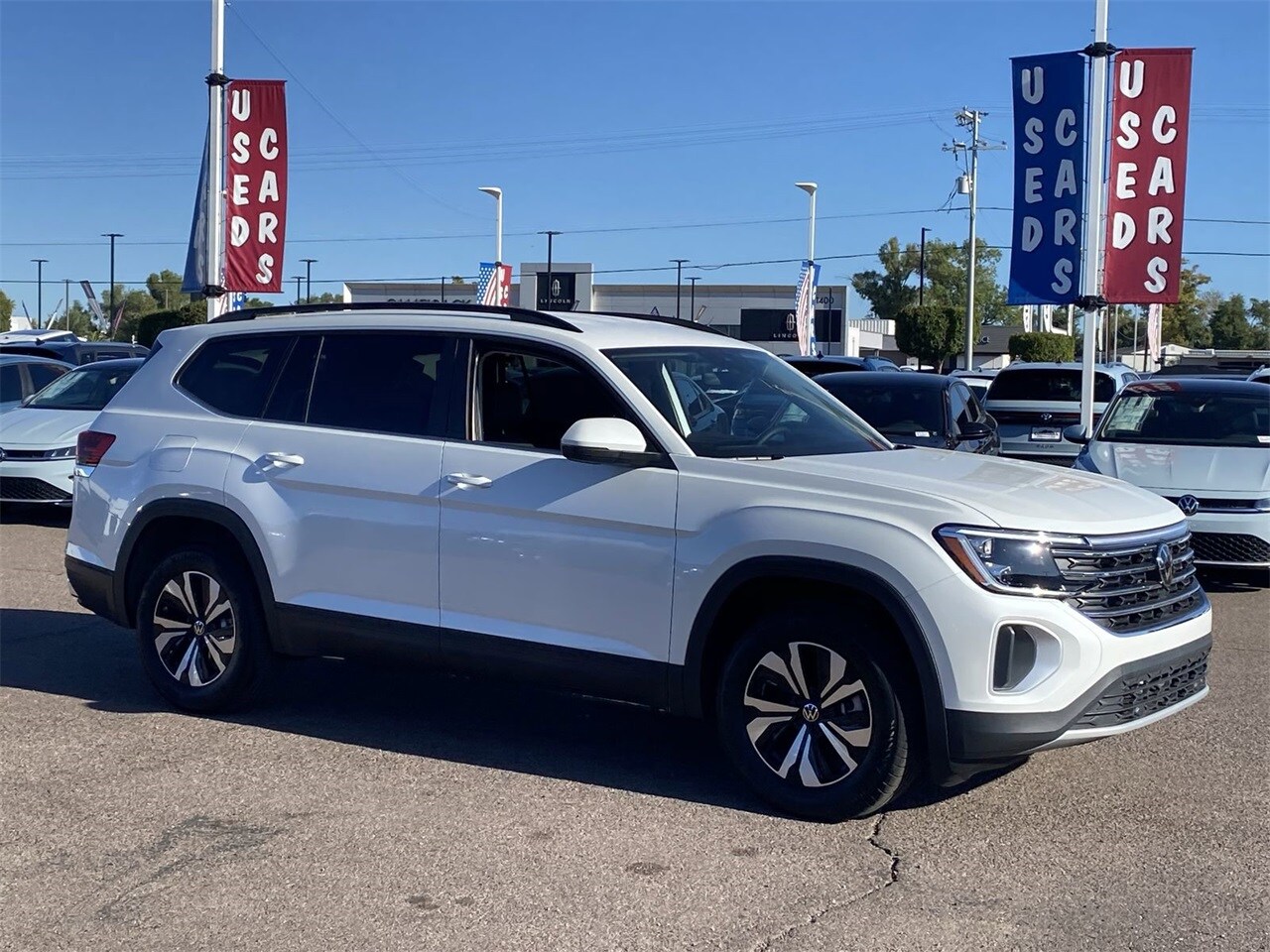 2026 Volkswagen Atlas SE photo 3